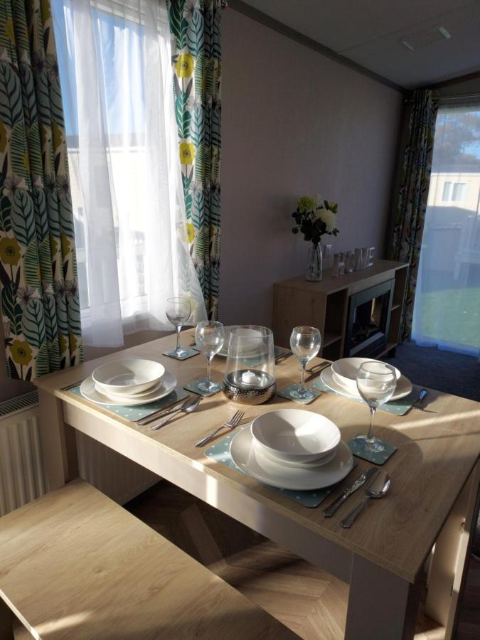Hoburne Bashley Self-Catering Holiday Home New Milton Kültér fotó
