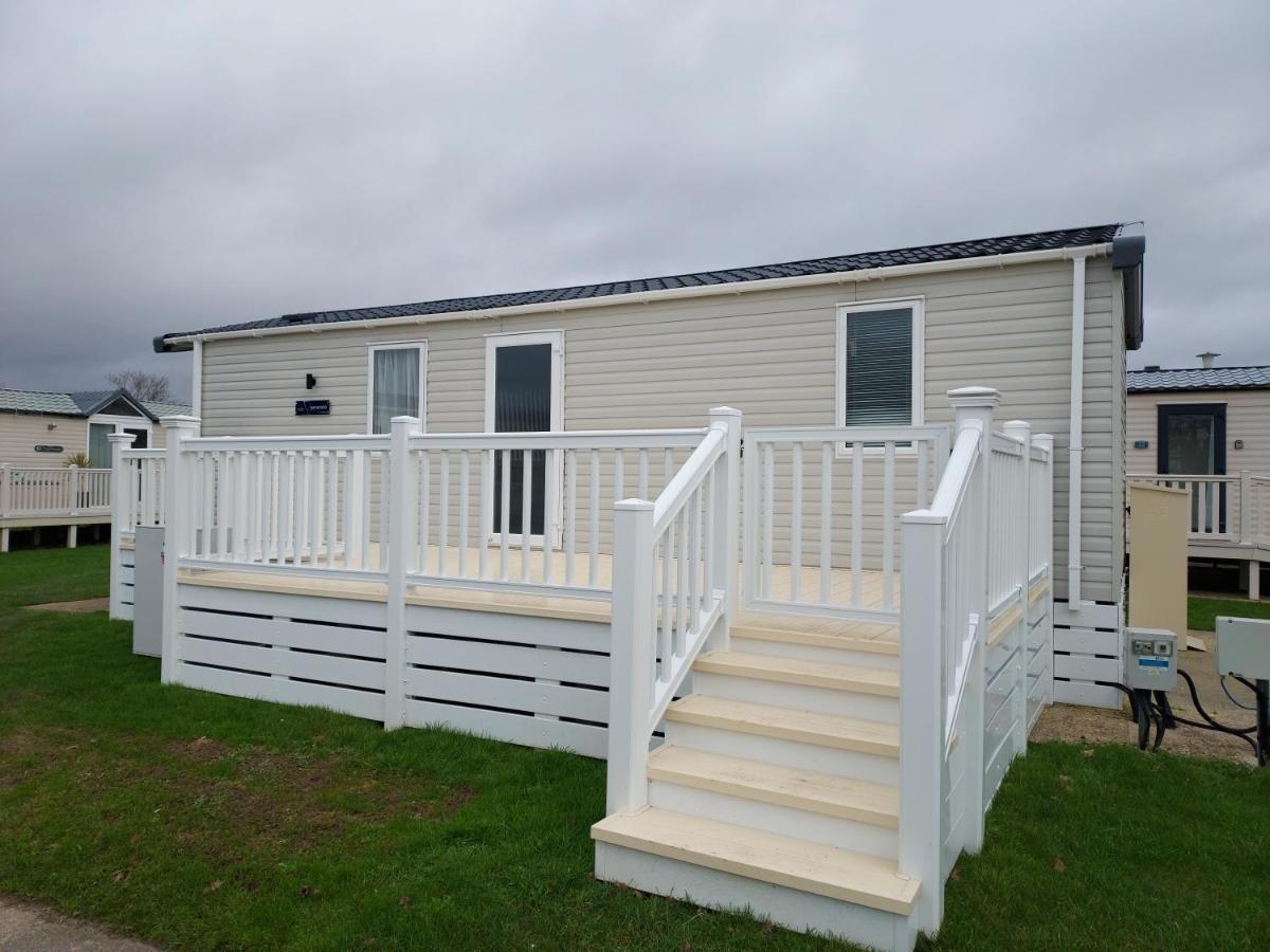 Hoburne Bashley Self-Catering Holiday Home New Milton Kültér fotó